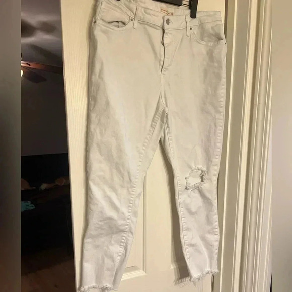 Levi’s 721 High Rise Skinny Ankle white Size 33 - Picture 1 of 9